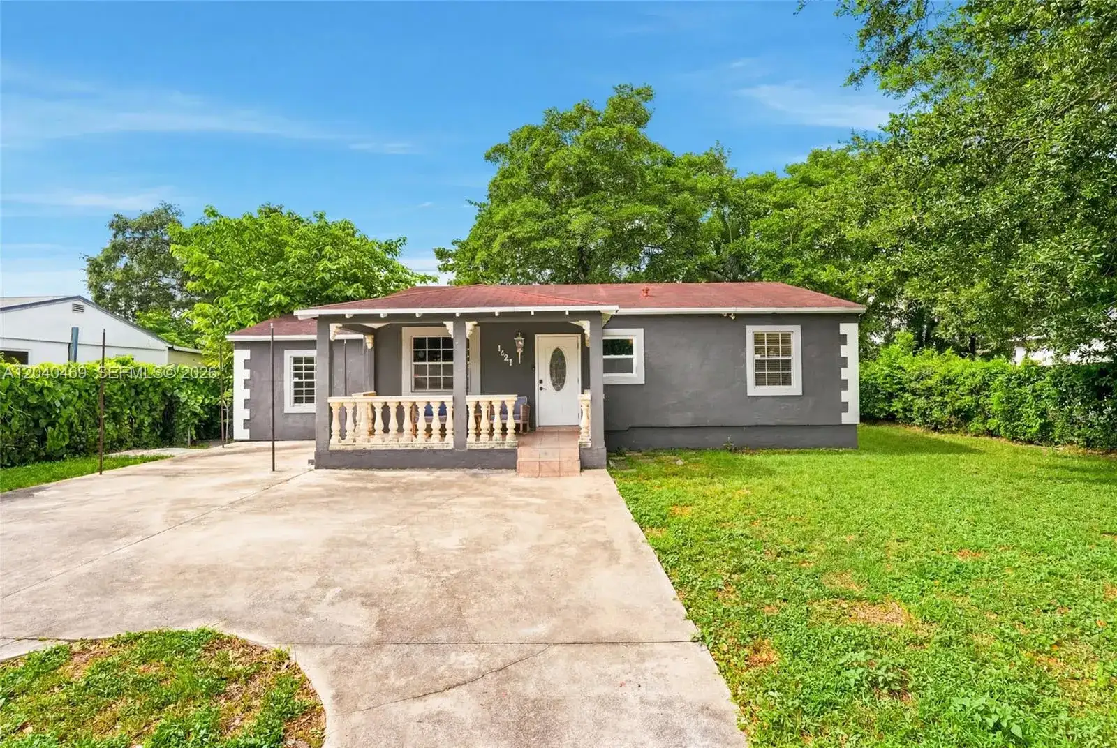 1427 NW 101st St, Miami FL 33147 photo 2