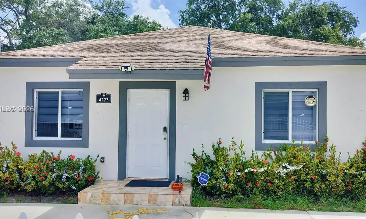 4223 NW 32nd Ave, Miami FL 33142