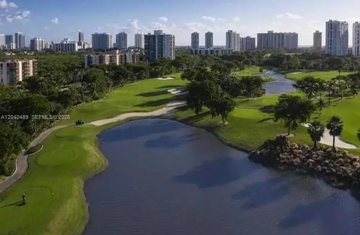 20500 W Country Club Dr # 109, Aventura FL 33180
