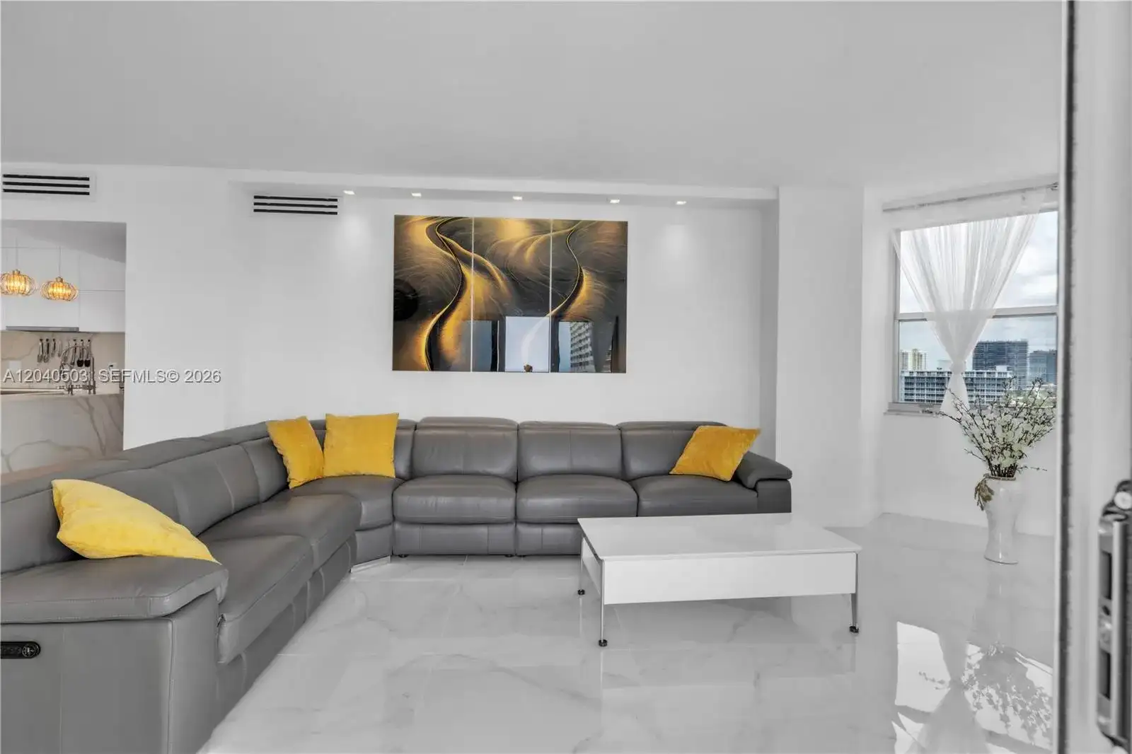 1965 S Ocean Dr, Hallandale Beach FL 33009 photo 3