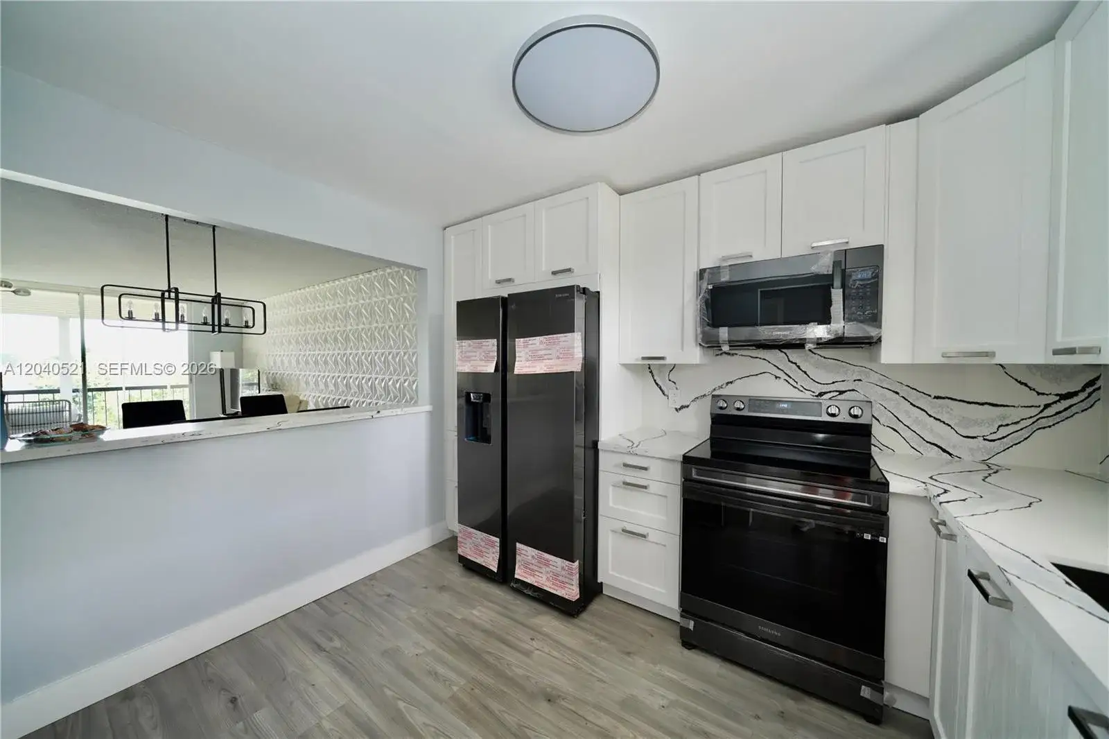 2541 Aragon Blvd # 305, Sunrise FL 33322