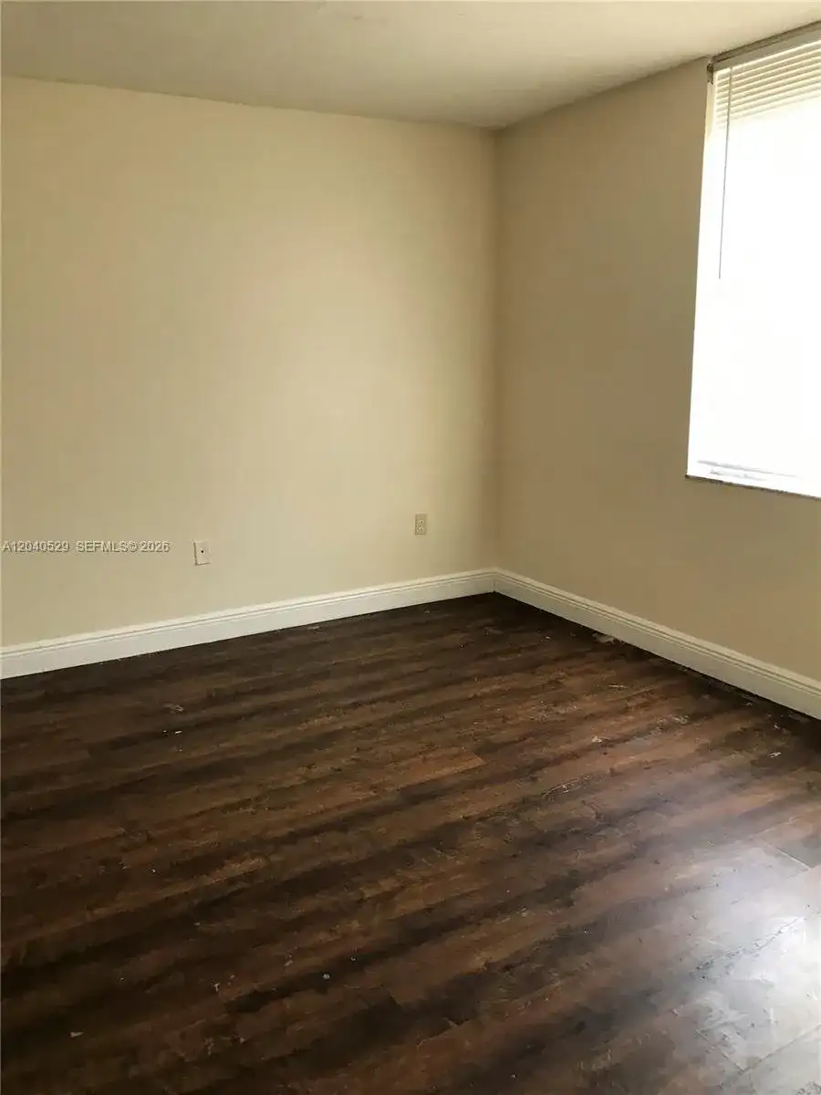 10000 NW 80 Ct # 2537, Hialeah Gardens FL 33016 photo 3