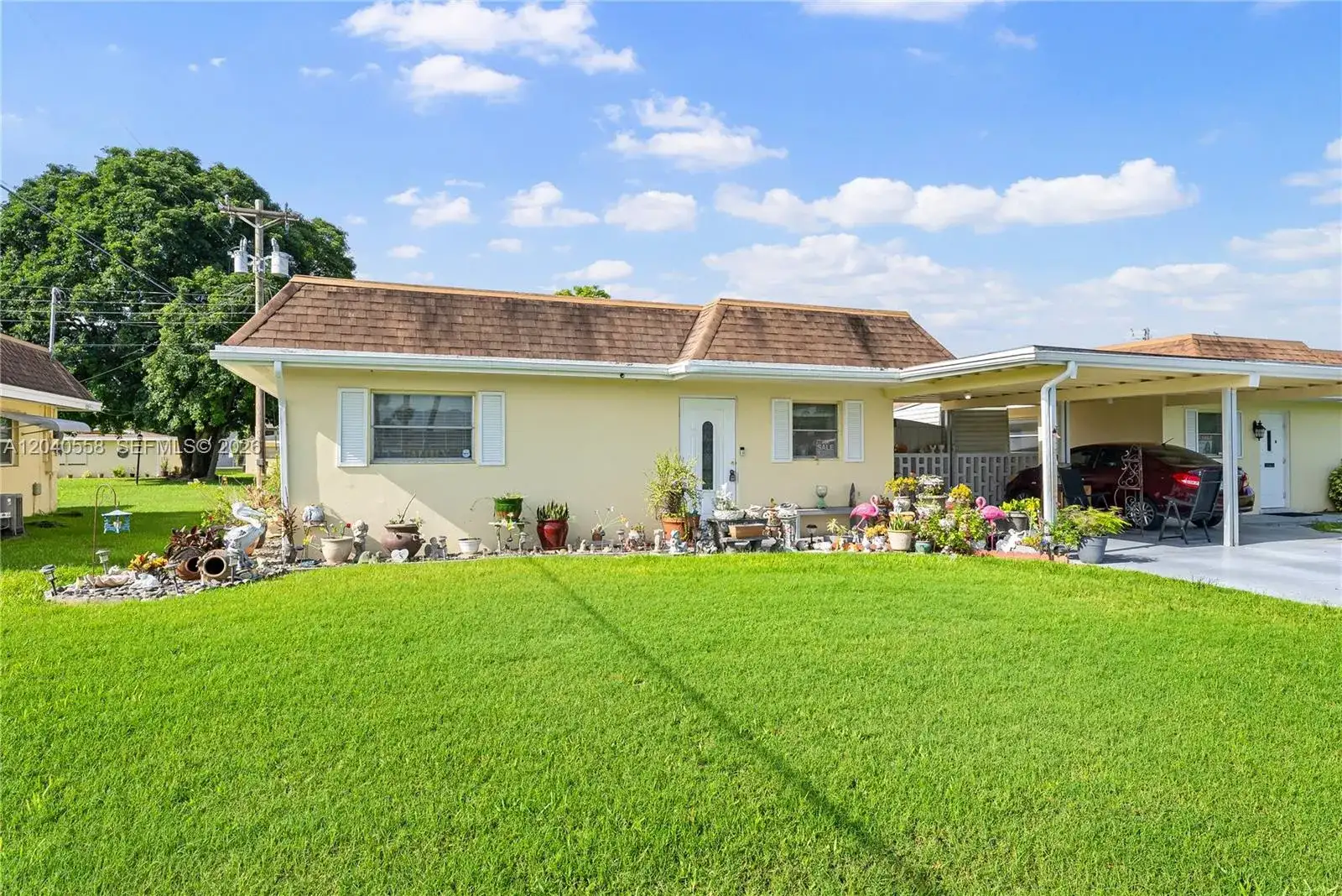 2208 Gardenia Way, Lehigh Acres FL 33936 photo 2