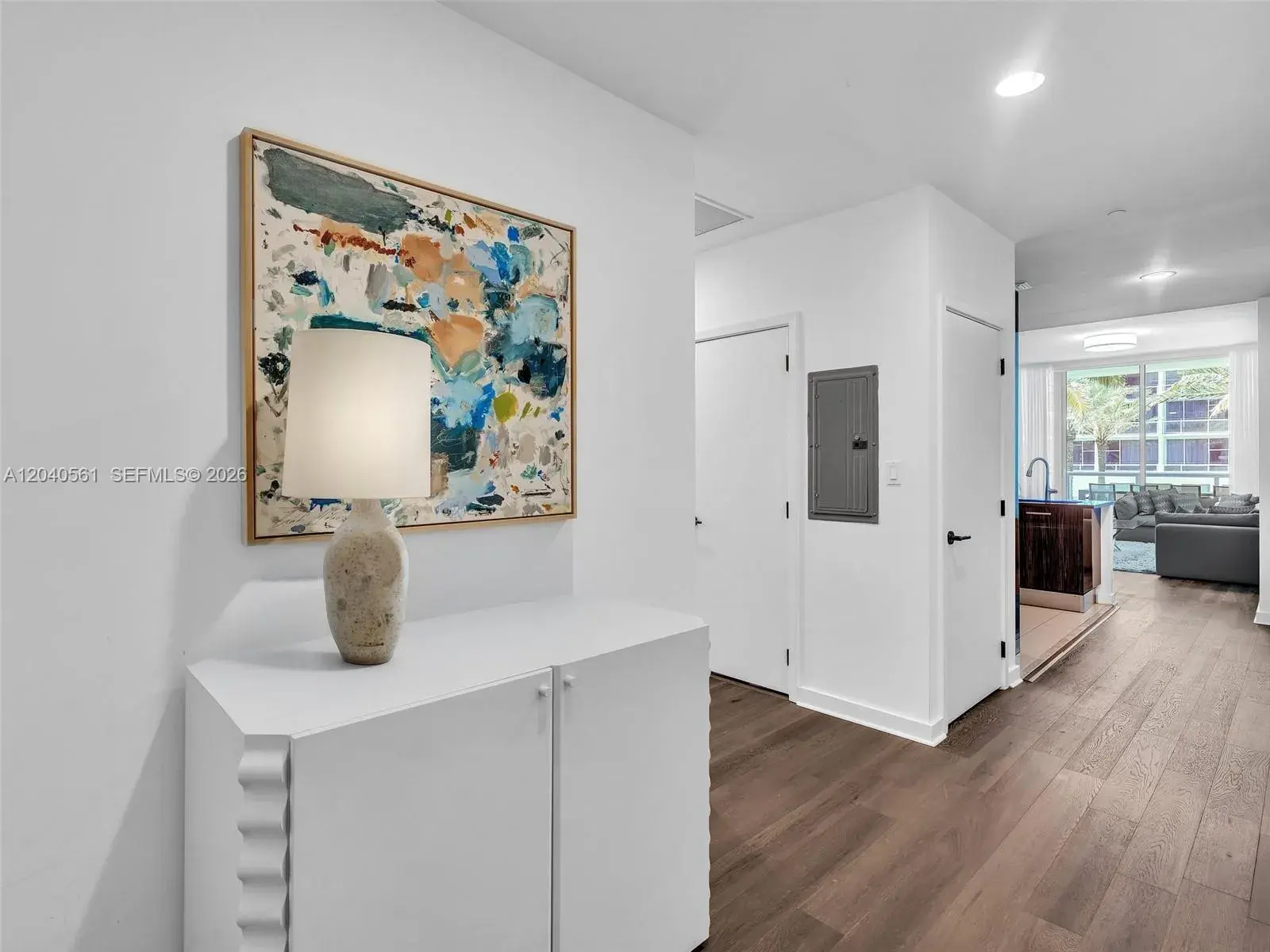 6799 Collins Ave # 203, Miami Beach FL 33141