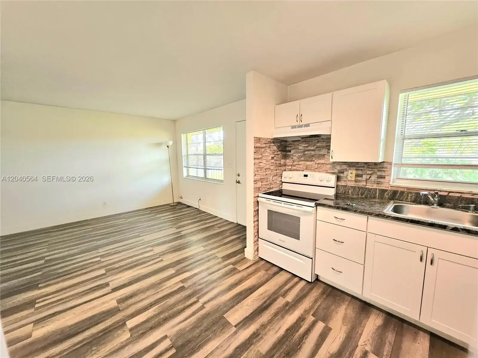 5180 NE 6th Ave # 621, Oakland Park FL 33334 photo 2