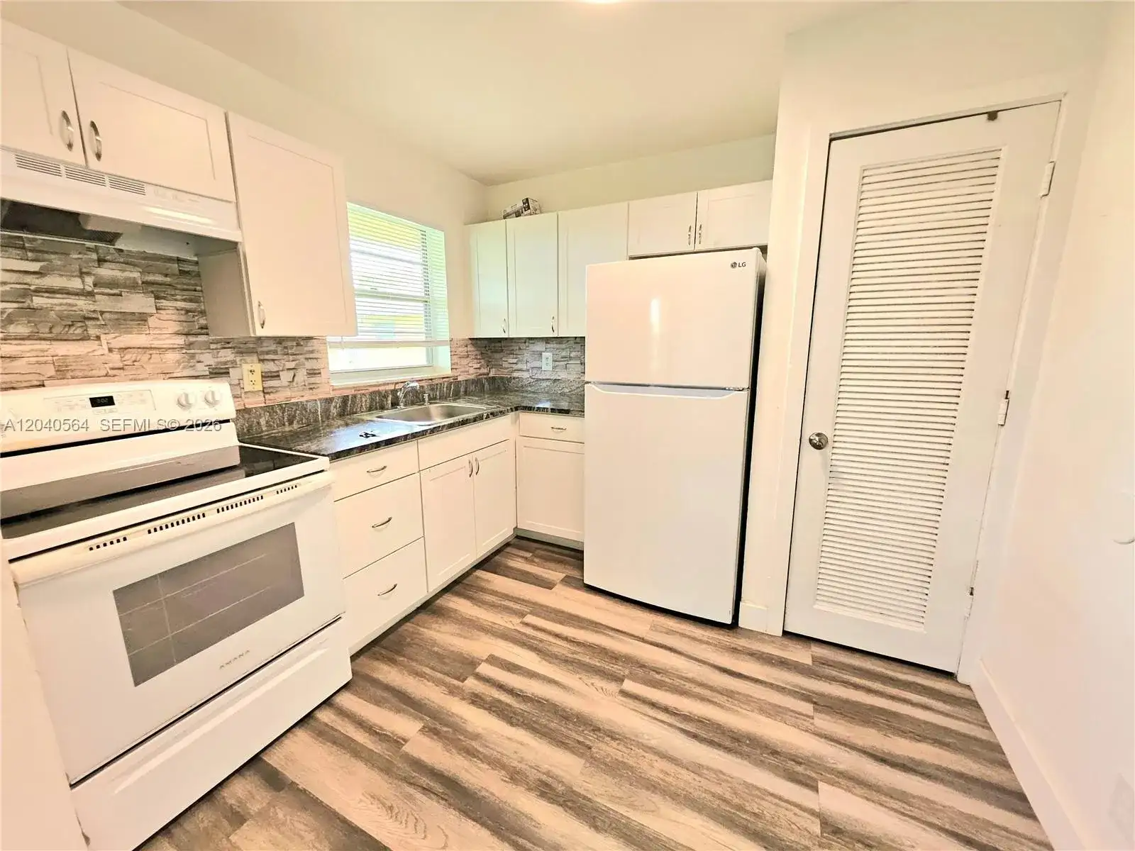 5180 NE 6th Ave # 621, Oakland Park FL 33334 photo 4