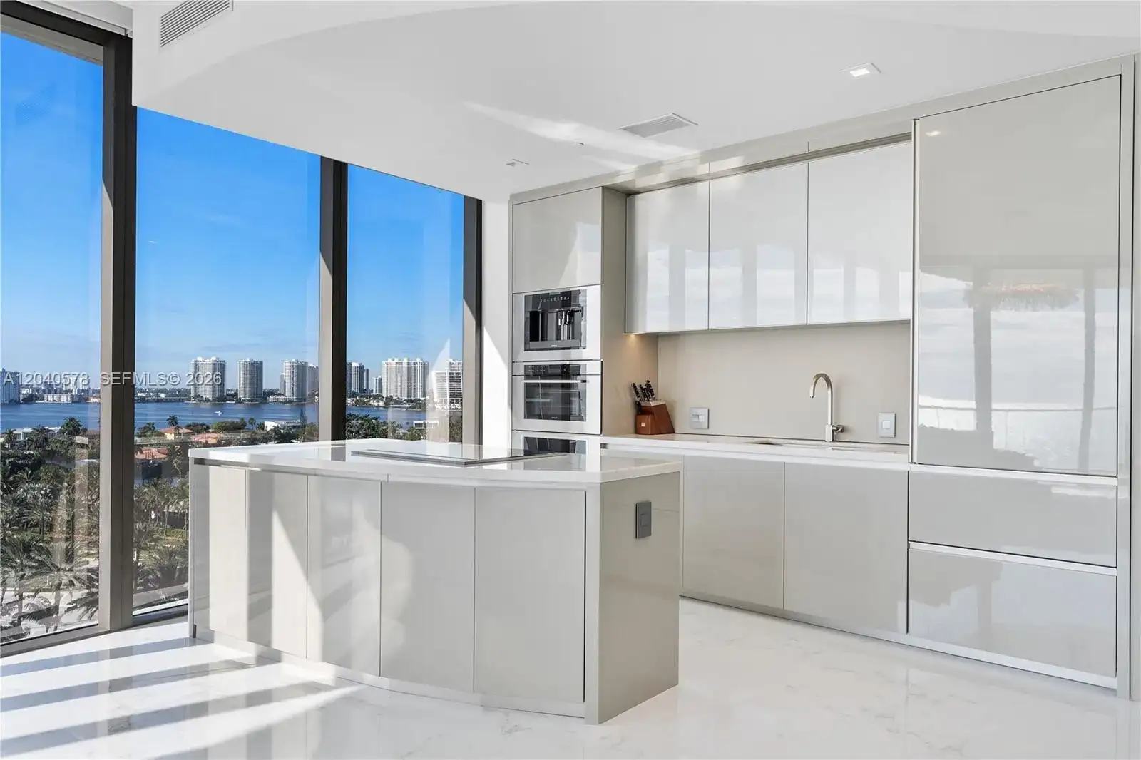 18975 Collins Ave # 2004, Sunny Isles Beach FL 33160 photo 4