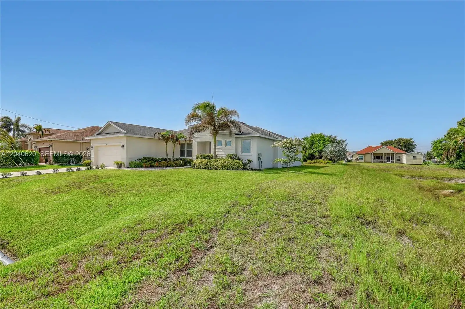 440 SW Undallo Rd, Port St. Lucie FL 34953 photo 2