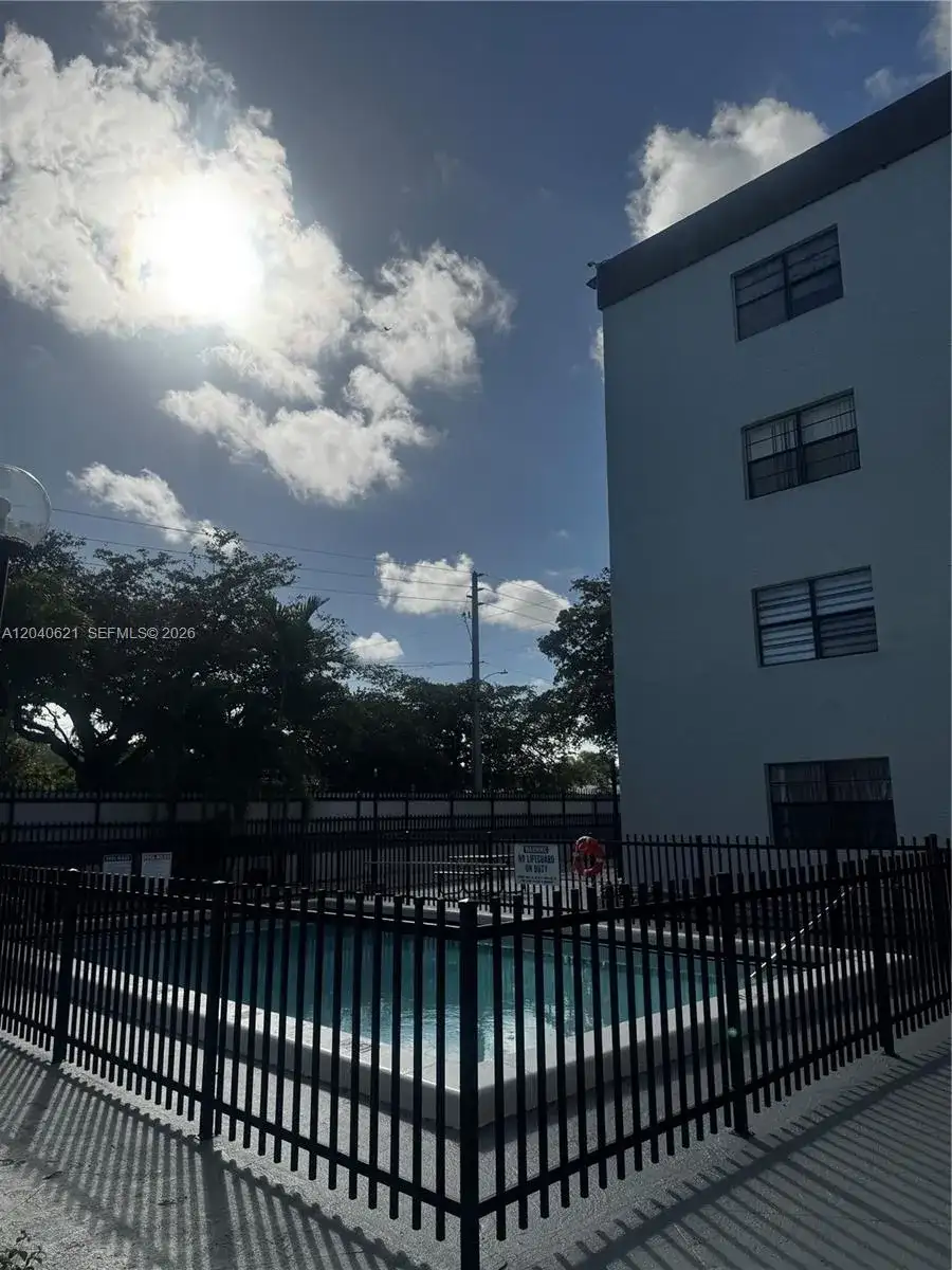 13500 NE 3rd Ct # 120, North Miami FL 33161 photo 2