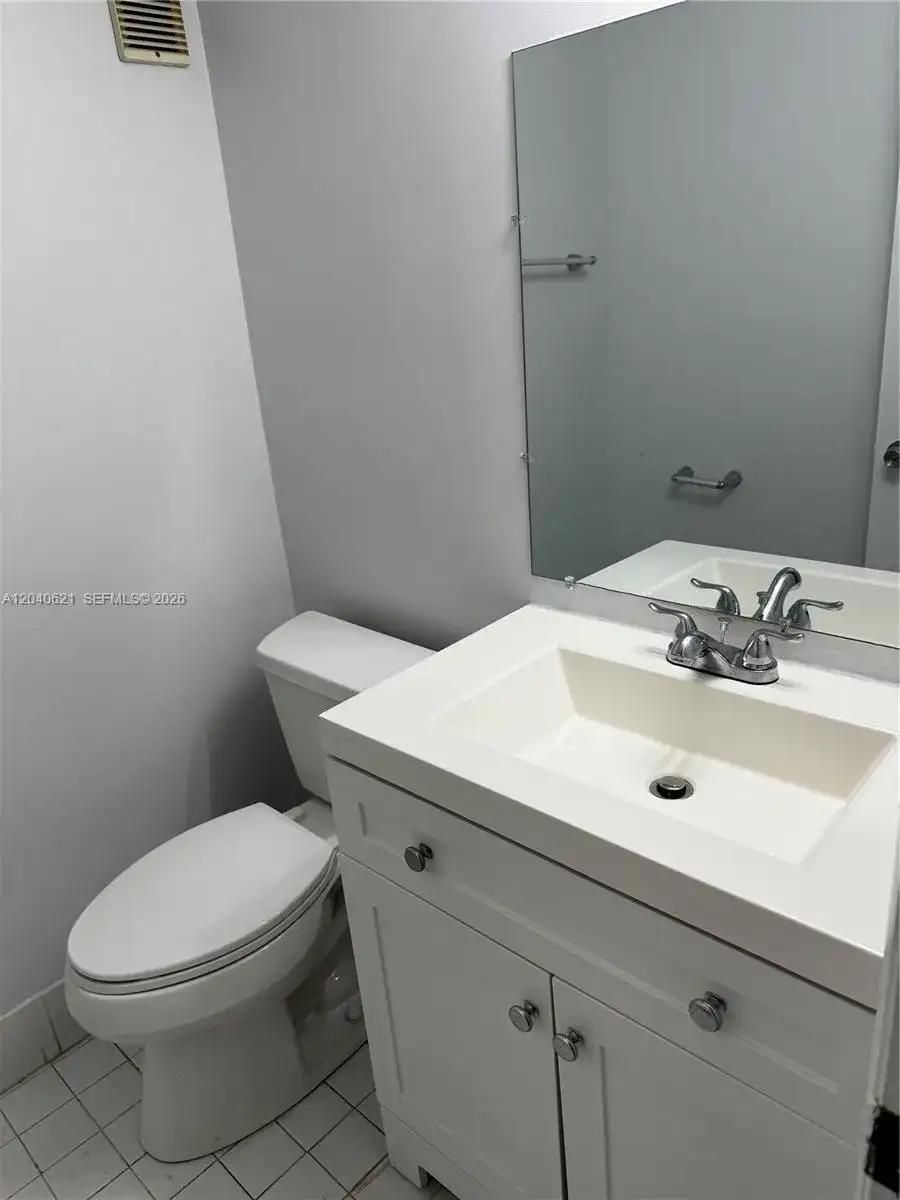 13500 NE 3rd Ct # 120, North Miami FL 33161 photo 3