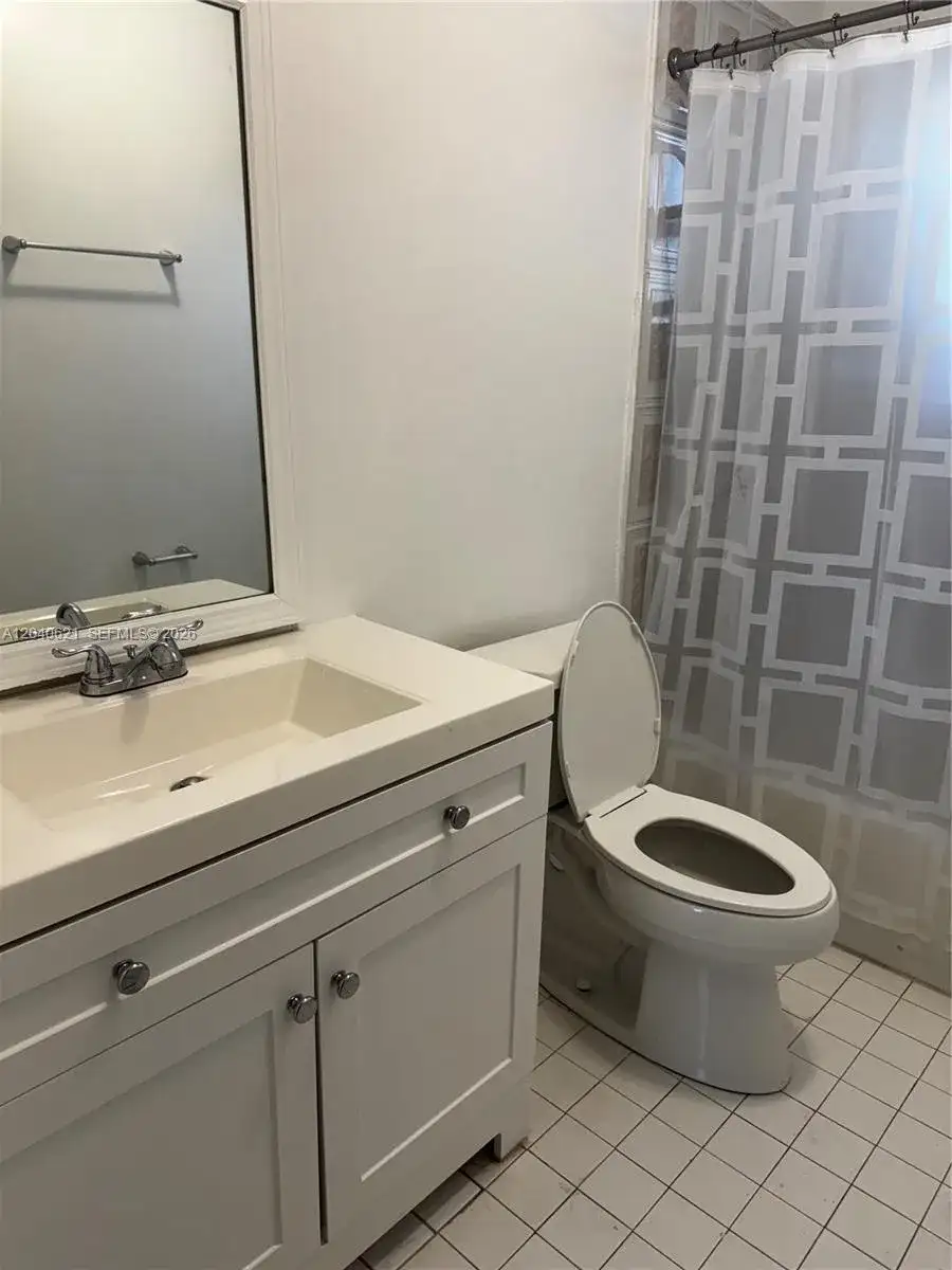 13500 NE 3rd Ct # 120, North Miami FL 33161 photo 5