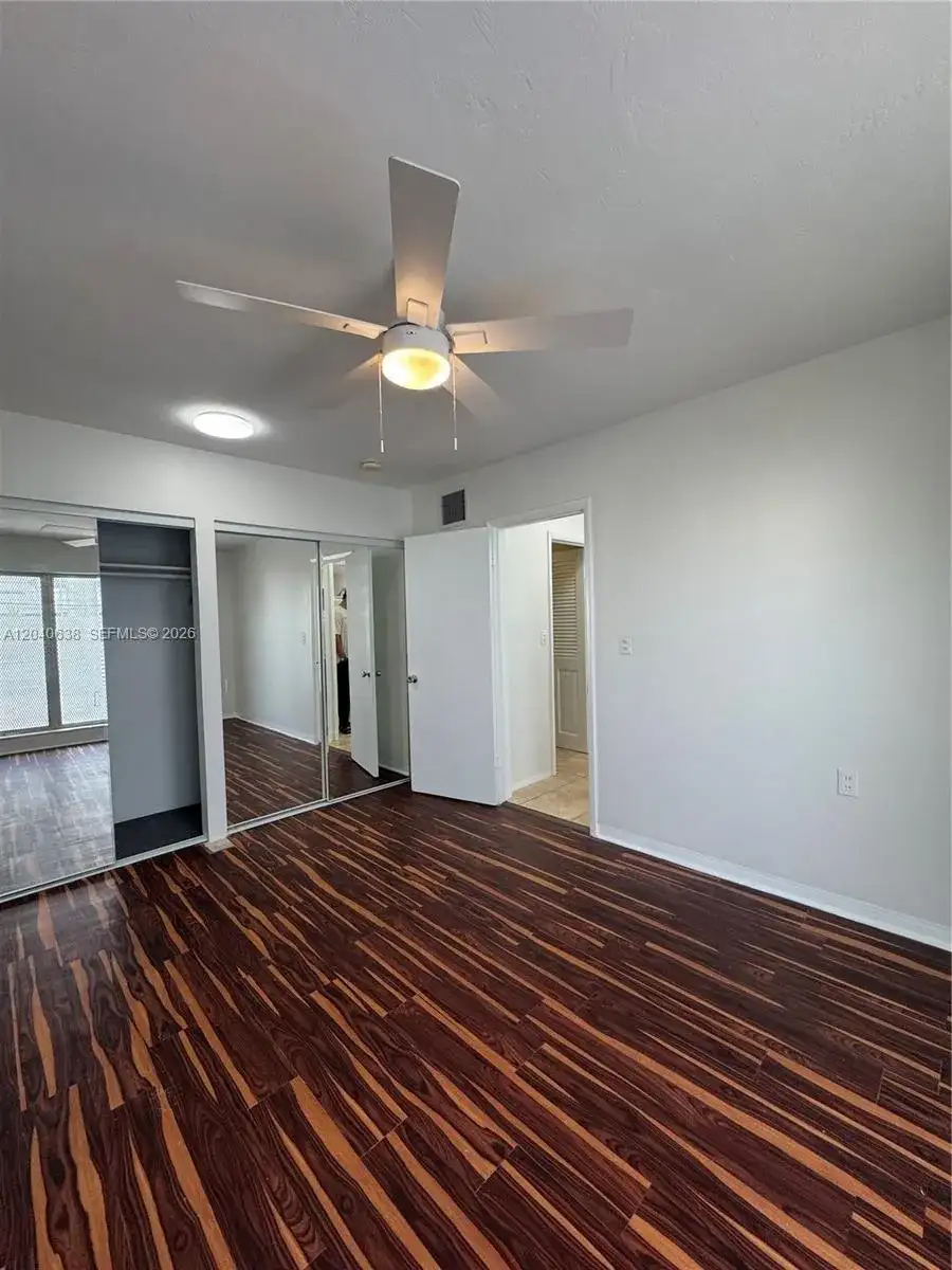 1600 NE 114th St # 204, Miami FL 33181 photo 3