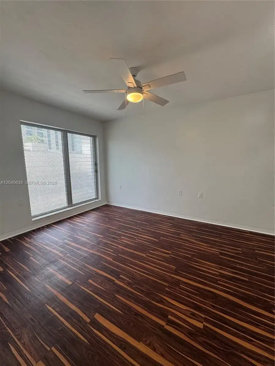 1600 NE 114th St # 204, Miami FL 33181 photo 4