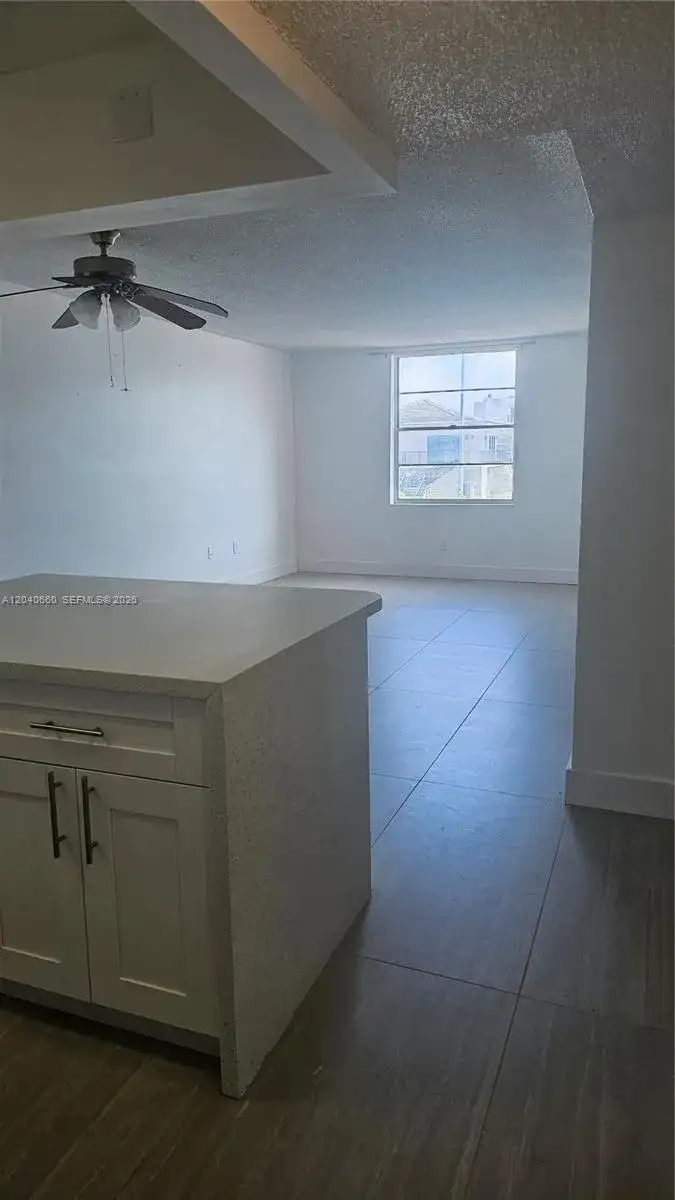 5625 W 20th Ave # 208, Hialeah FL 33012 photo 3