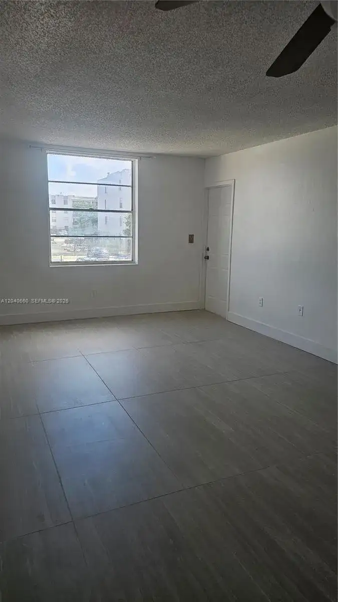 5625 W 20th Ave # 208, Hialeah FL 33012 photo 5
