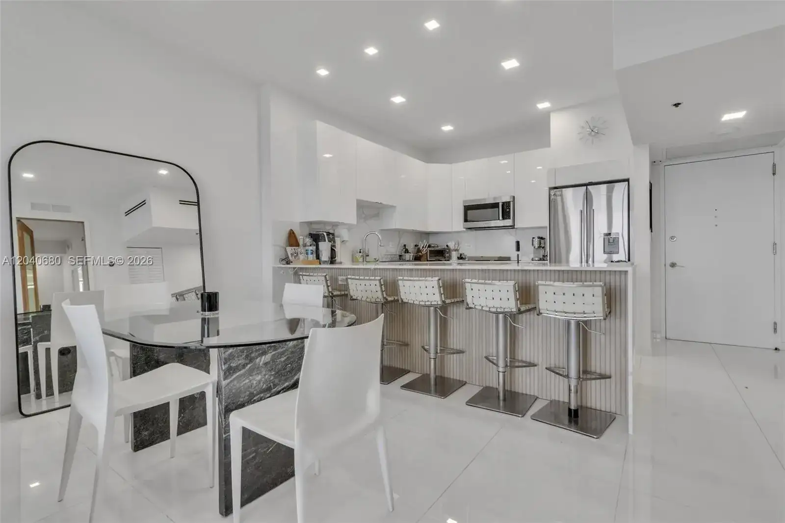 5701 Collins Ave, Miami Beach FL 33140 photo 3