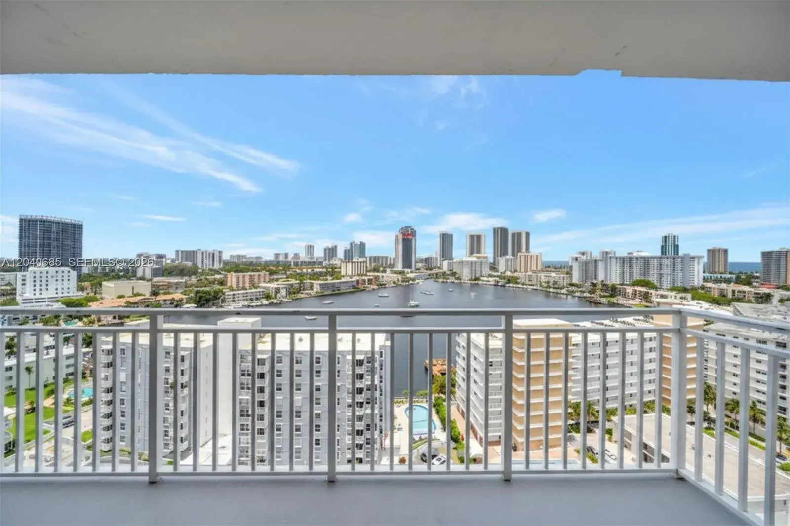427 Golden Isles Dr # 16H, Hallandale Beach FL 33009