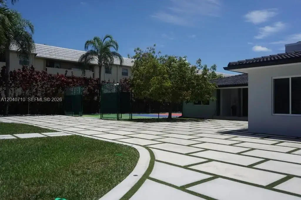 6940 SW 89th Ct, Miami FL 33173 photo 4