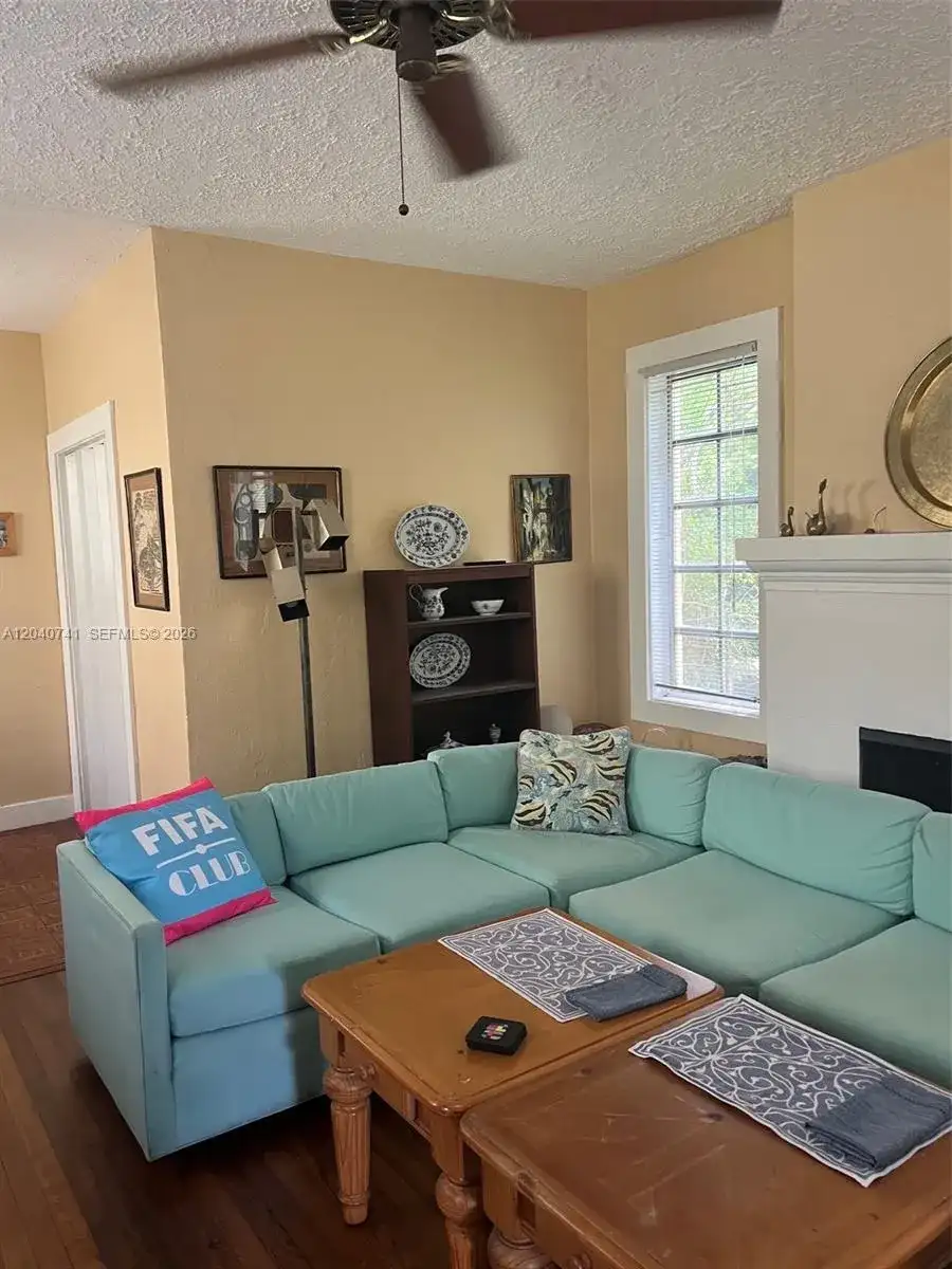 1209 Aguila Ave, Coral Gables FL 33134 photo 5