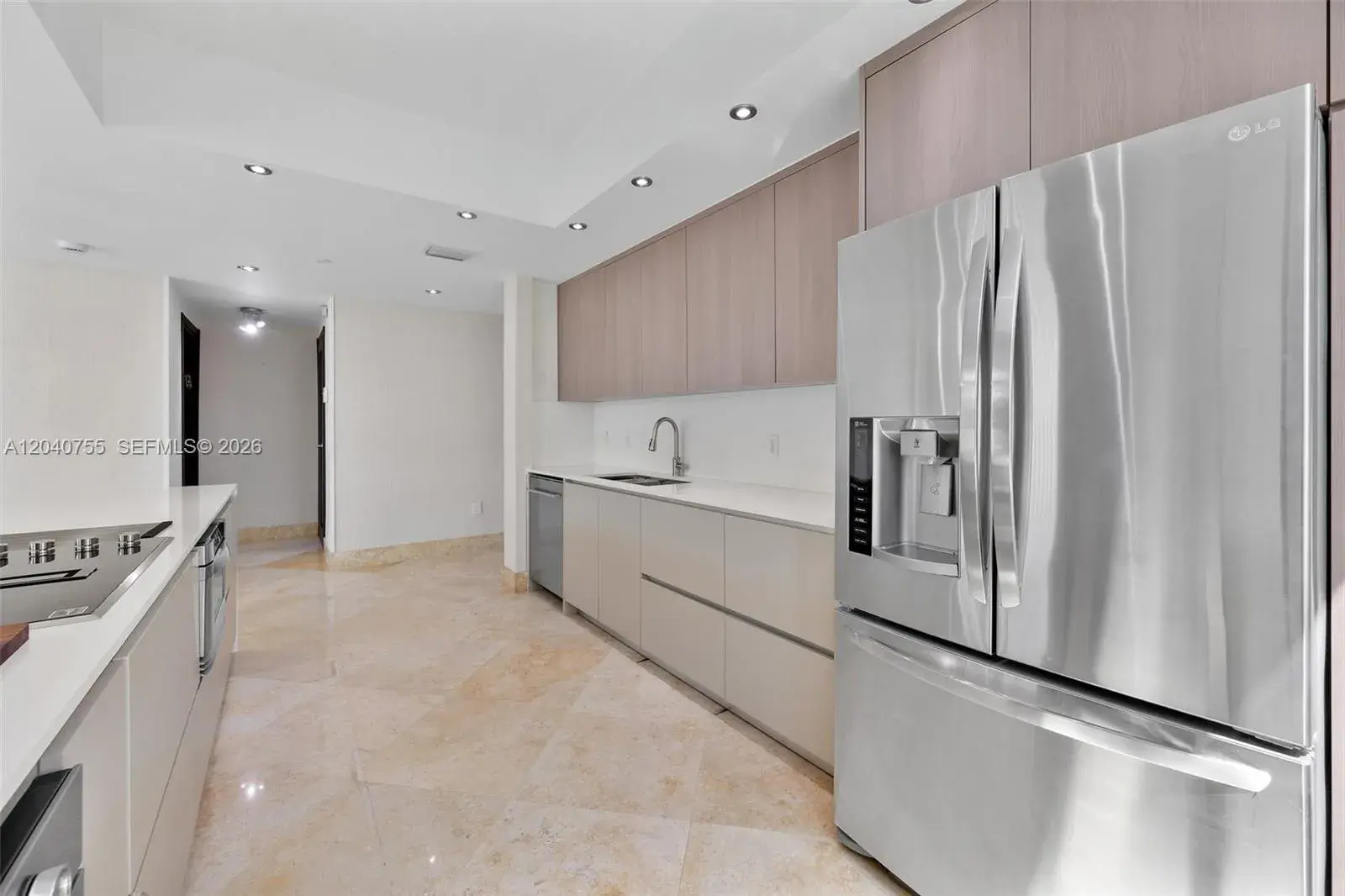 3330 NE 190th St # 114, Aventura FL 33180