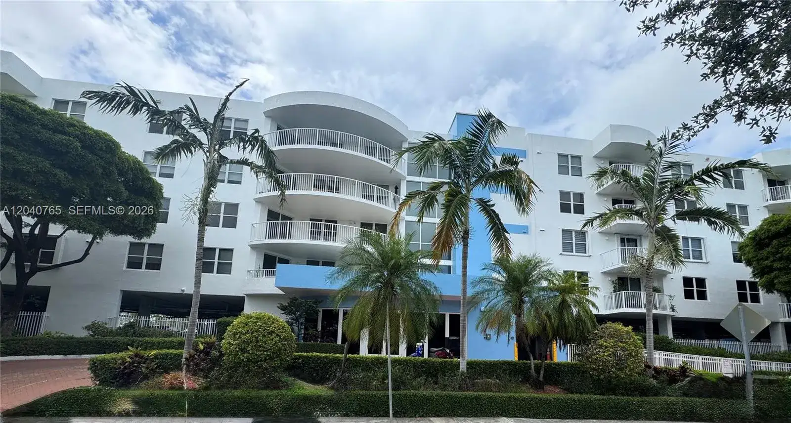 1555 N Treasure Dr # 313, North Bay Village FL 33141