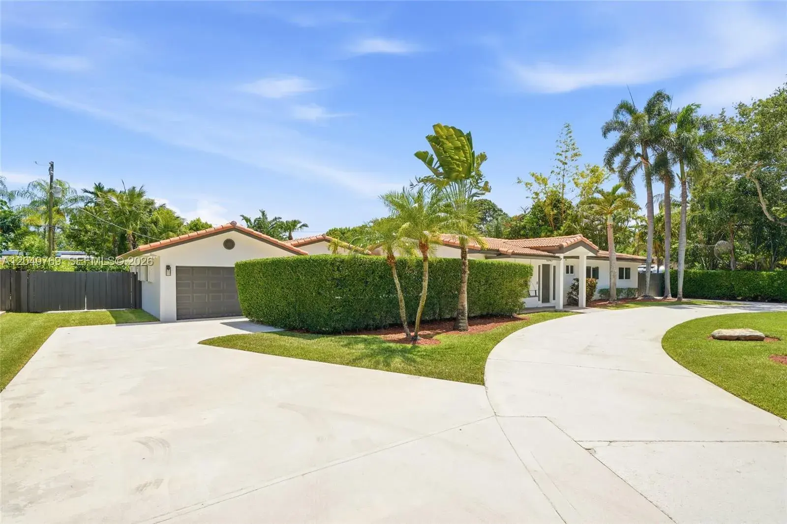8240 SW 150 Dr, Palmetto Bay FL 33158