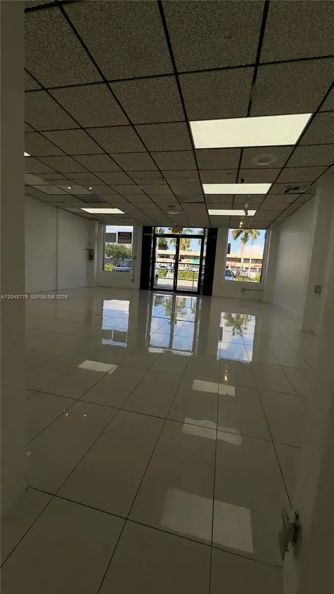 3960 W 16th Ave # 204, Hialeah FL 33012 photo 2