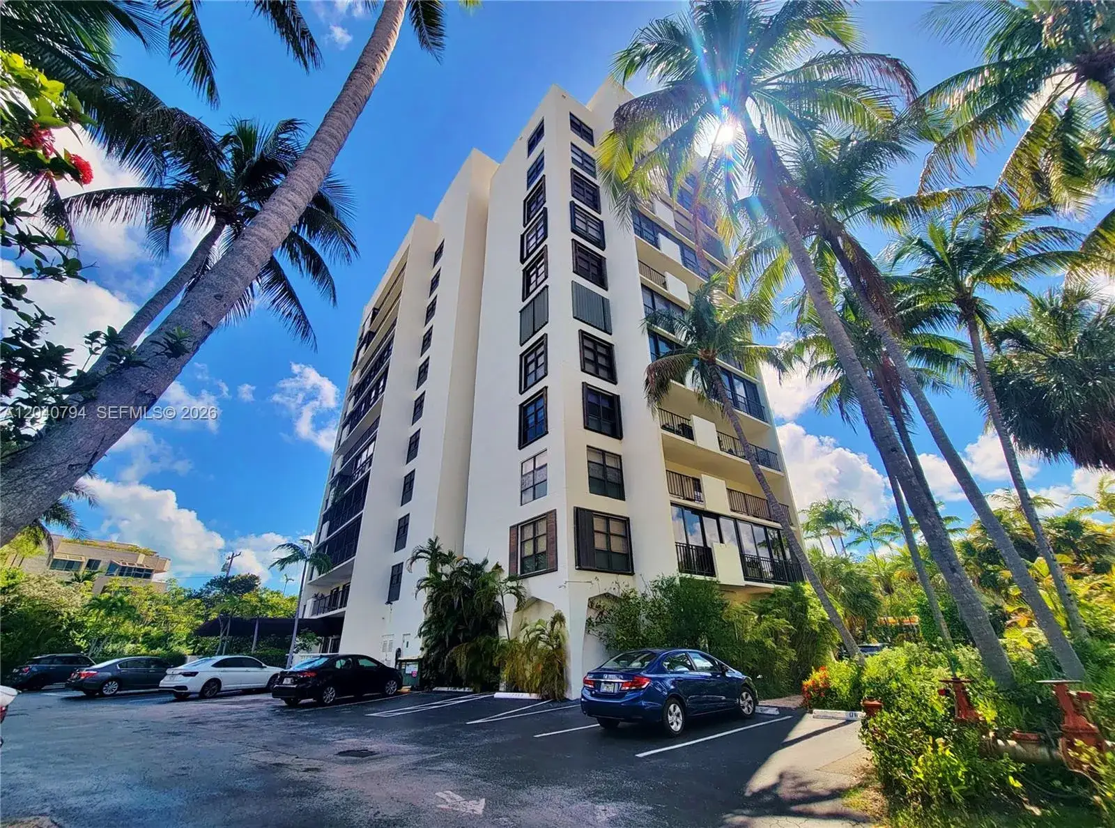 77 Crandon Blvd # 2B, Key Biscayne FL 33149