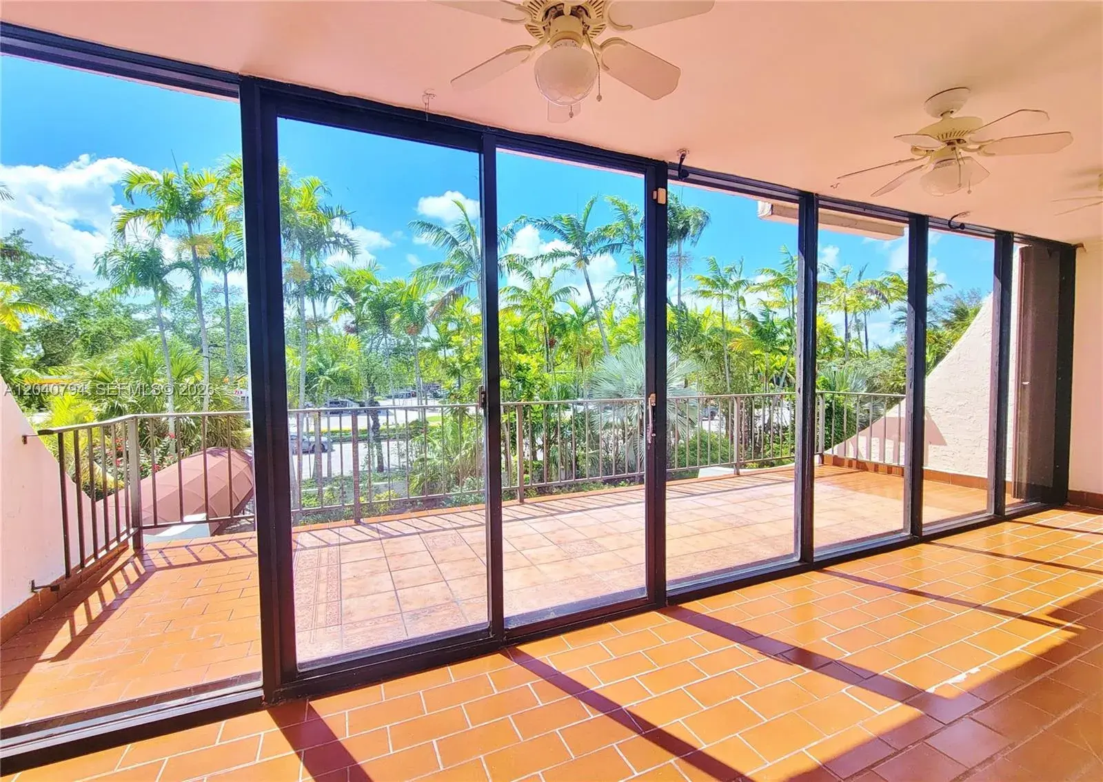 77 Crandon Blvd # 2B, Key Biscayne FL 33149