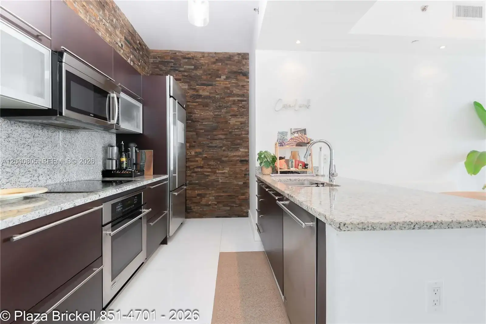 950 Brickell Bay Dr # 4701, Miami FL 33131 photo 3