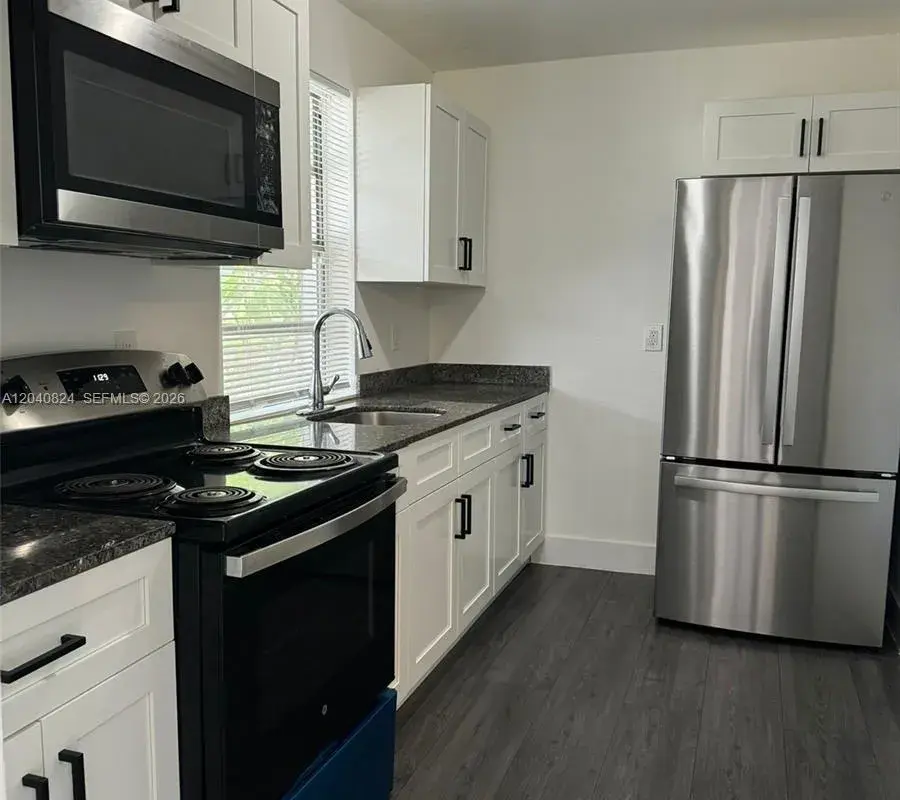 1842 Madison St # 2, Hollywood FL 33020