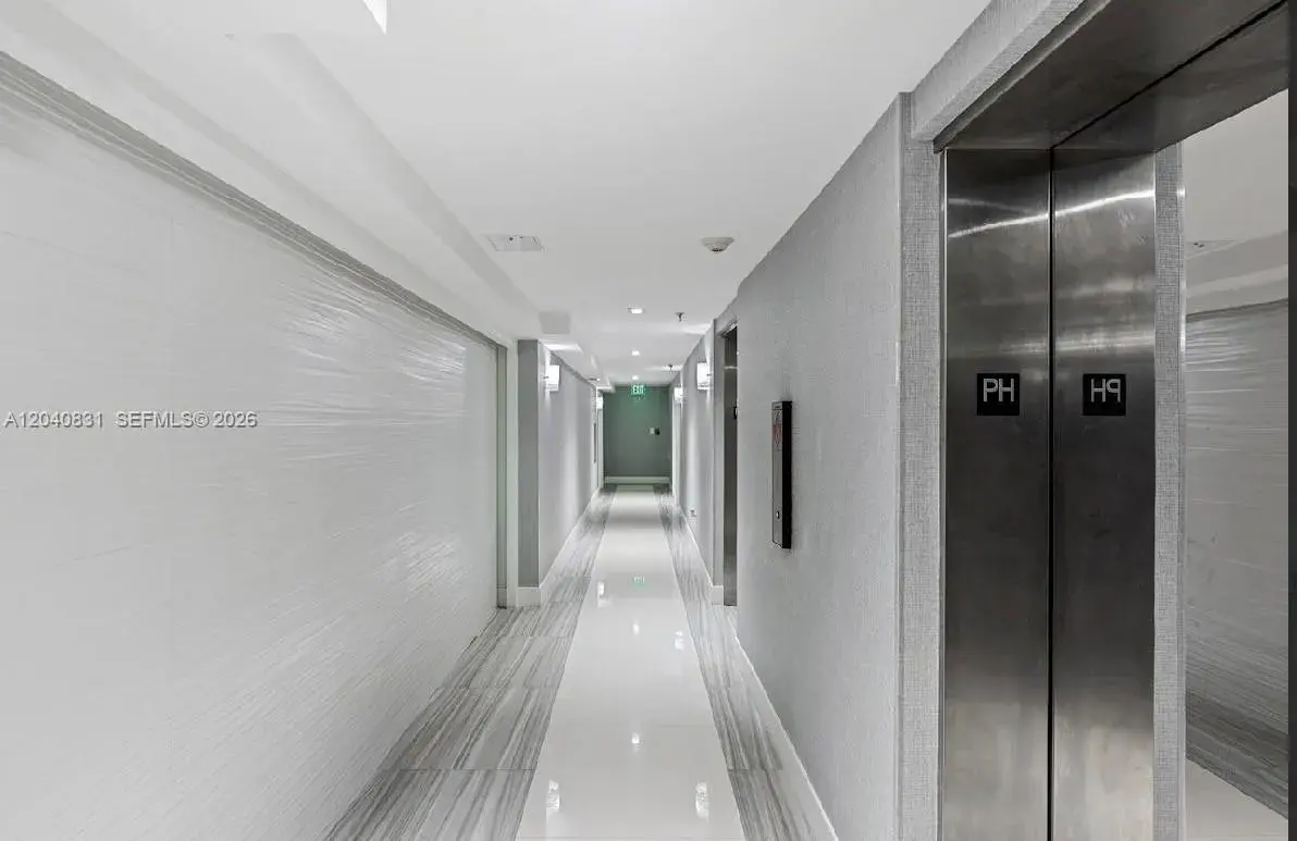 2457 Collins Ave # 1603, Miami Beach FL 33140