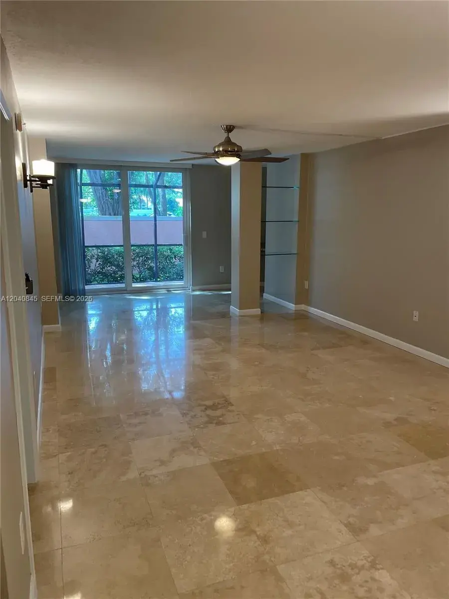 3153 Clint Moore Rd # 106, Boca Raton FL 33496