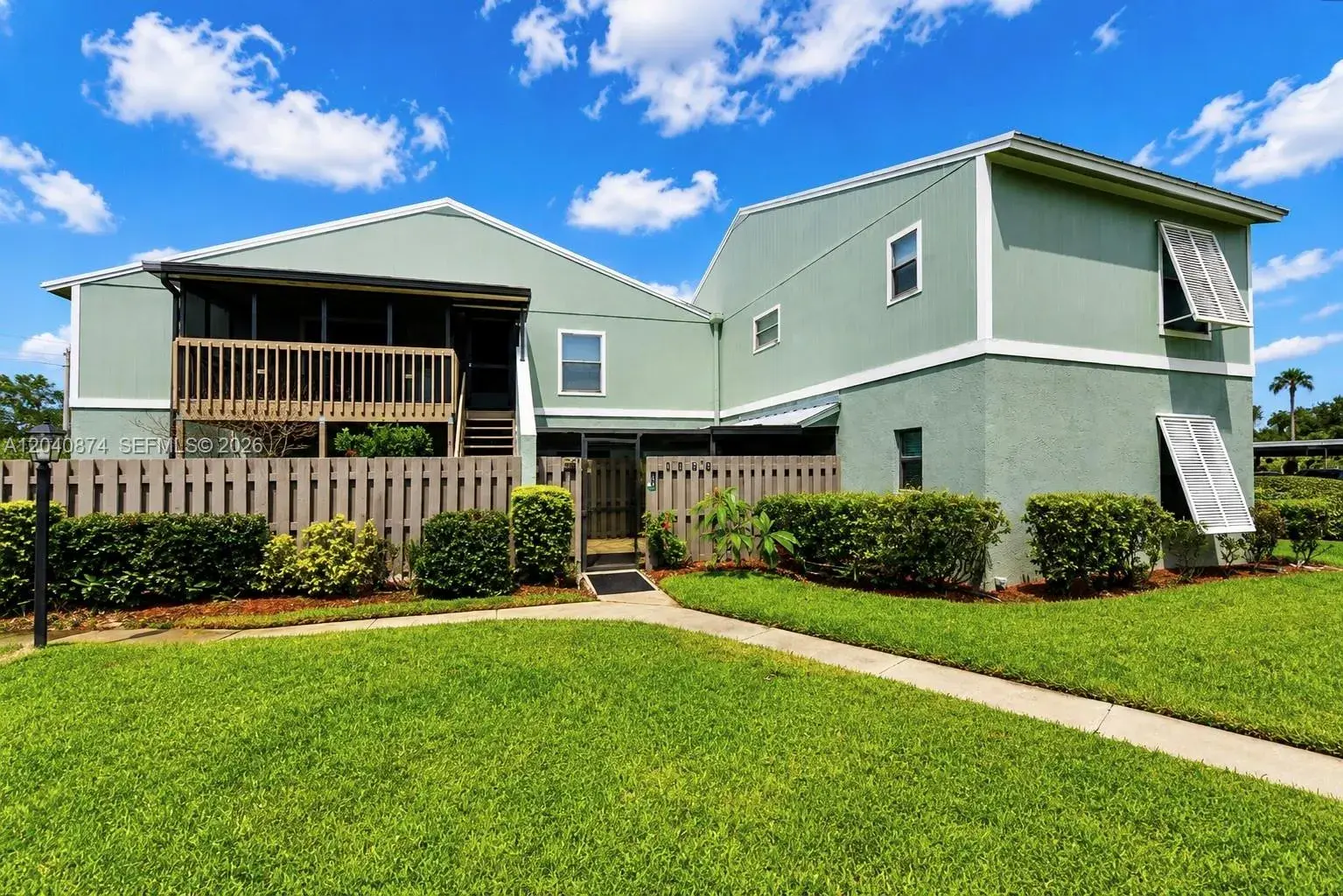 1188 Breezy Way # 6D, Sebastian FL 32958