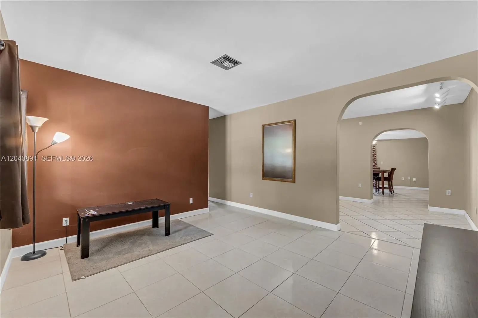 6860 SW 18th St, Miami FL 33155