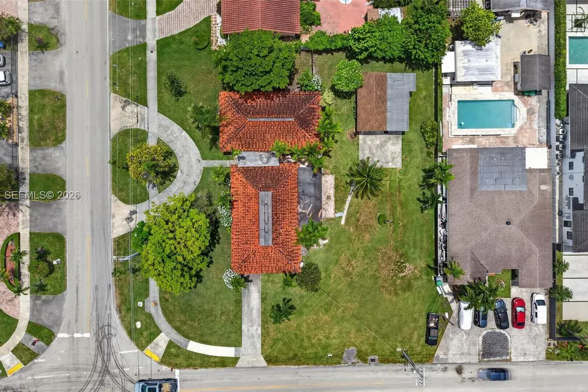 11405 SW 32nd St, Miami FL 33165