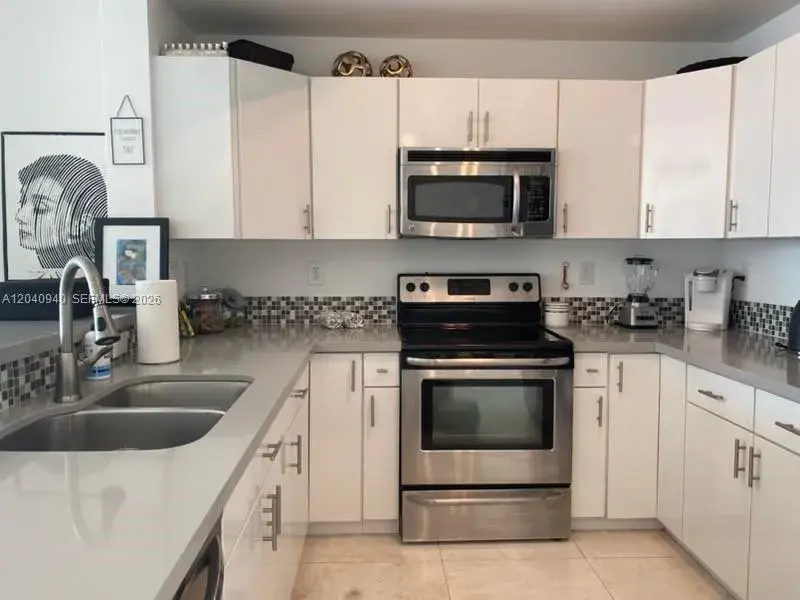 3131 NE 188th St # 709, Aventura FL 33180