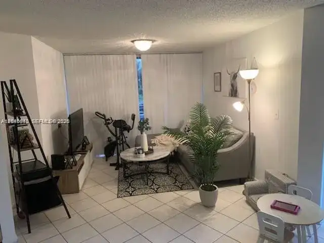 7035 NW 186th St # D310, Hialeah FL 33015 photo 2