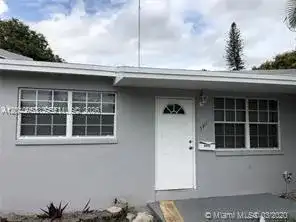 5411 SW 38th Ct # F, West Park FL 33023