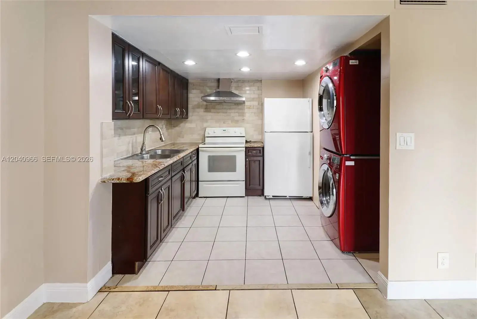 6336 Boulevard Of Champions # 5, North Lauderdale FL 33068 photo 2