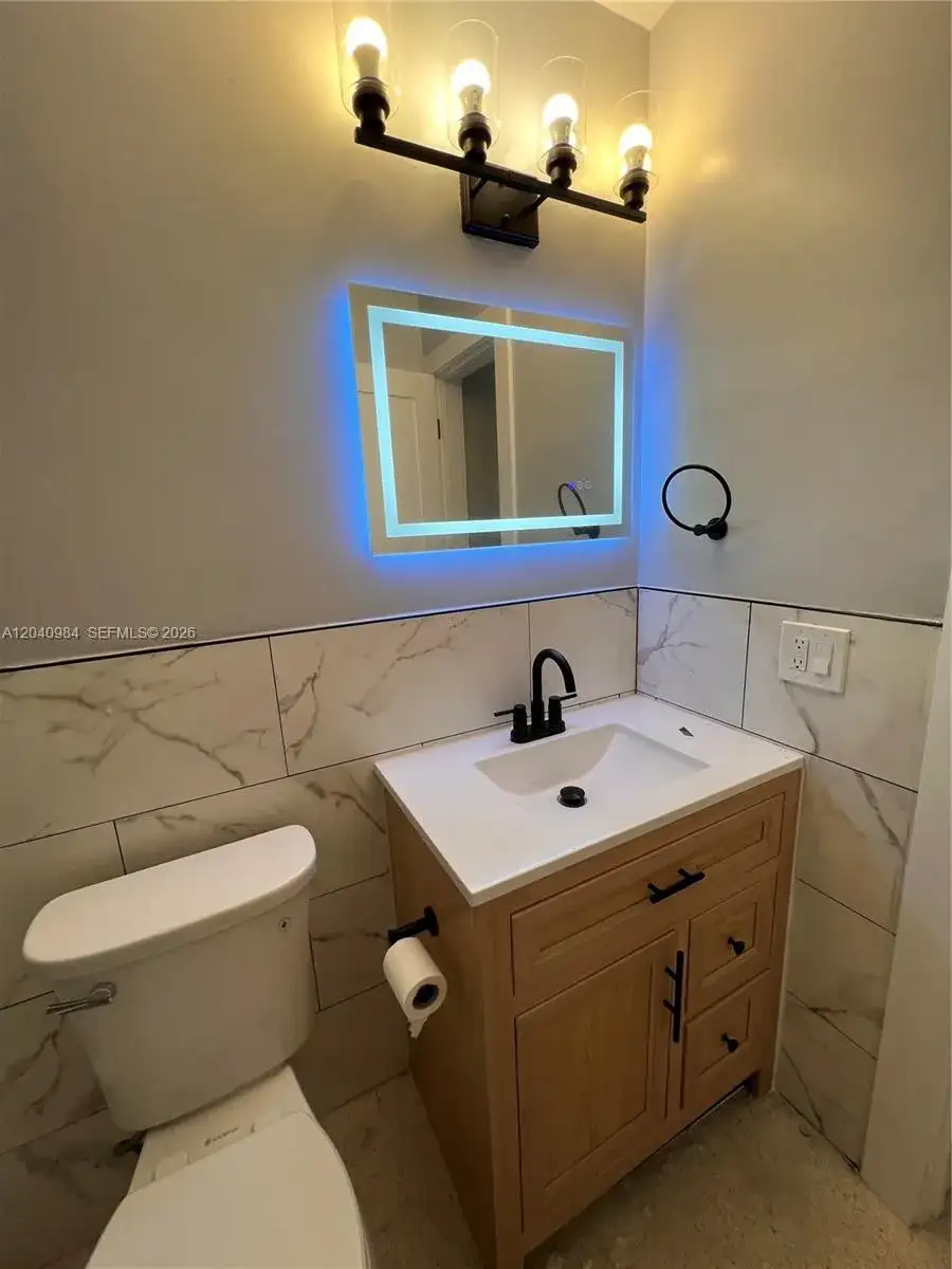 1140 NE 24th Ave # 1, Pompano Beach FL 33062 photo 3