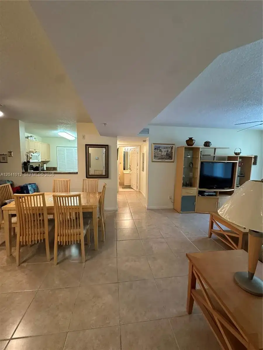 619 E Sheridan St # 105, Dania Beach FL 33004 photo 3