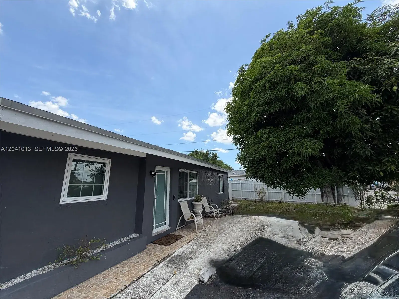 2300 SW 43rd Ave, Fort Lauderdale FL 33317