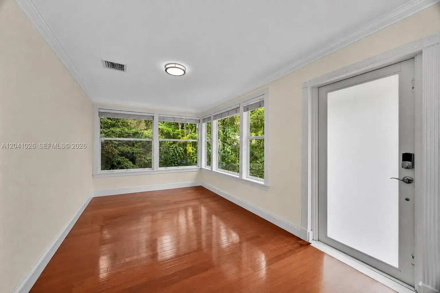 829 Medina Ave, Coral Gables FL 33134 photo 2