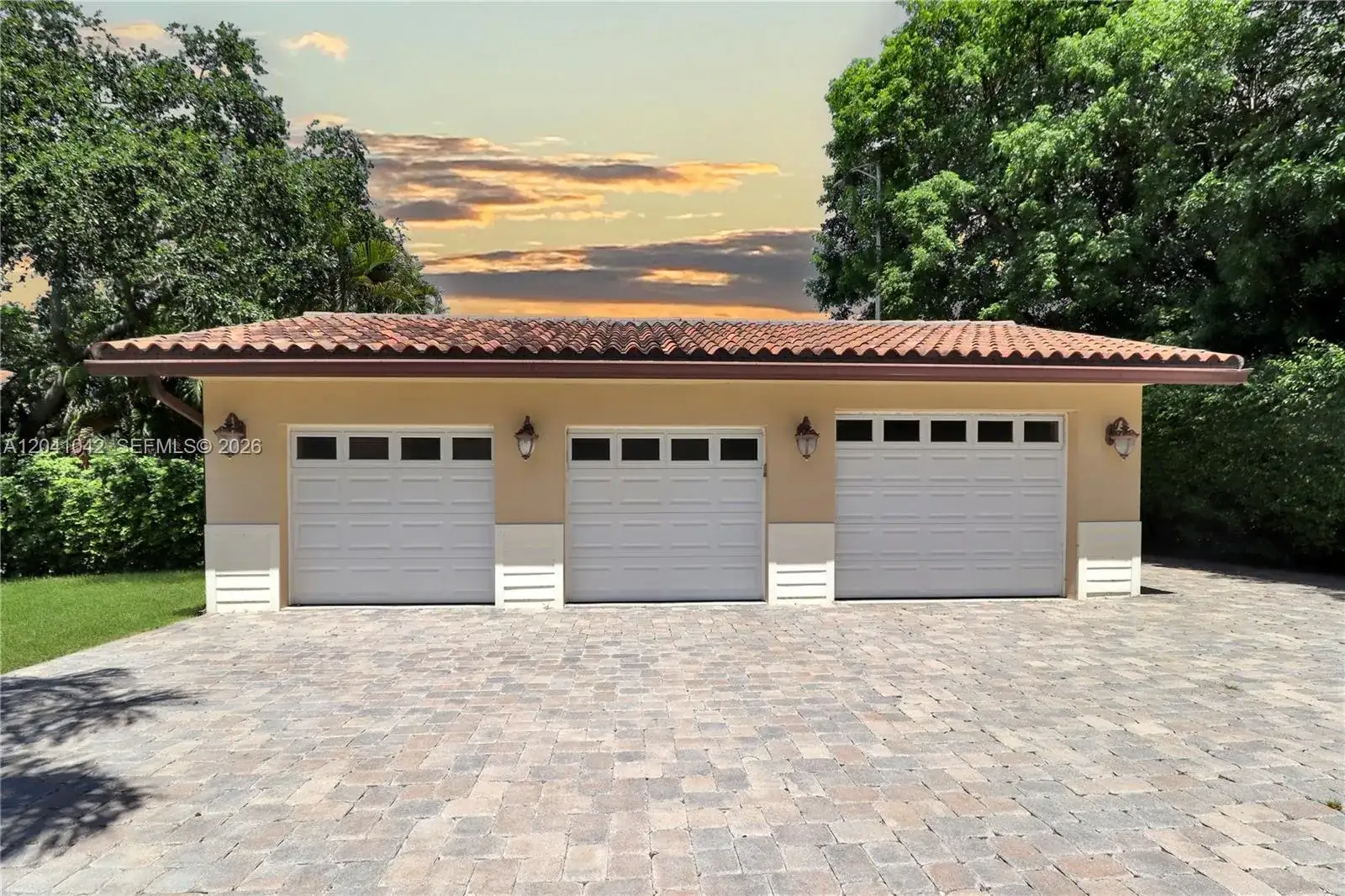 15144 SW 72nd Ct, Palmetto Bay FL 33158 photo 4