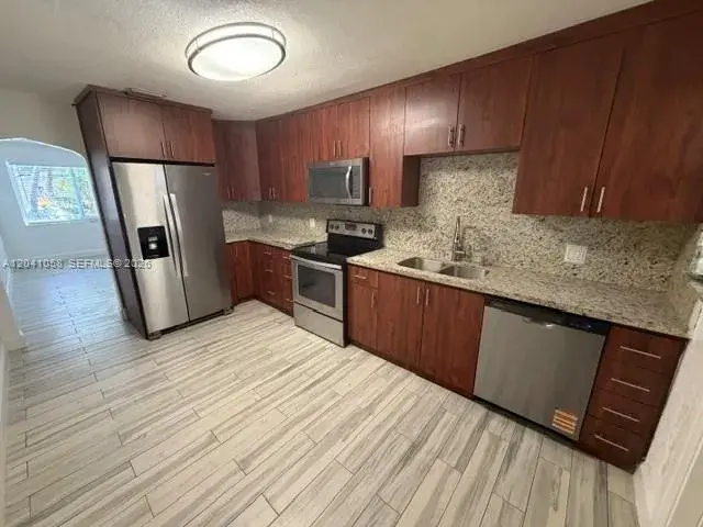 2742 SW 32nd Ave # 2742, Miami FL 33133