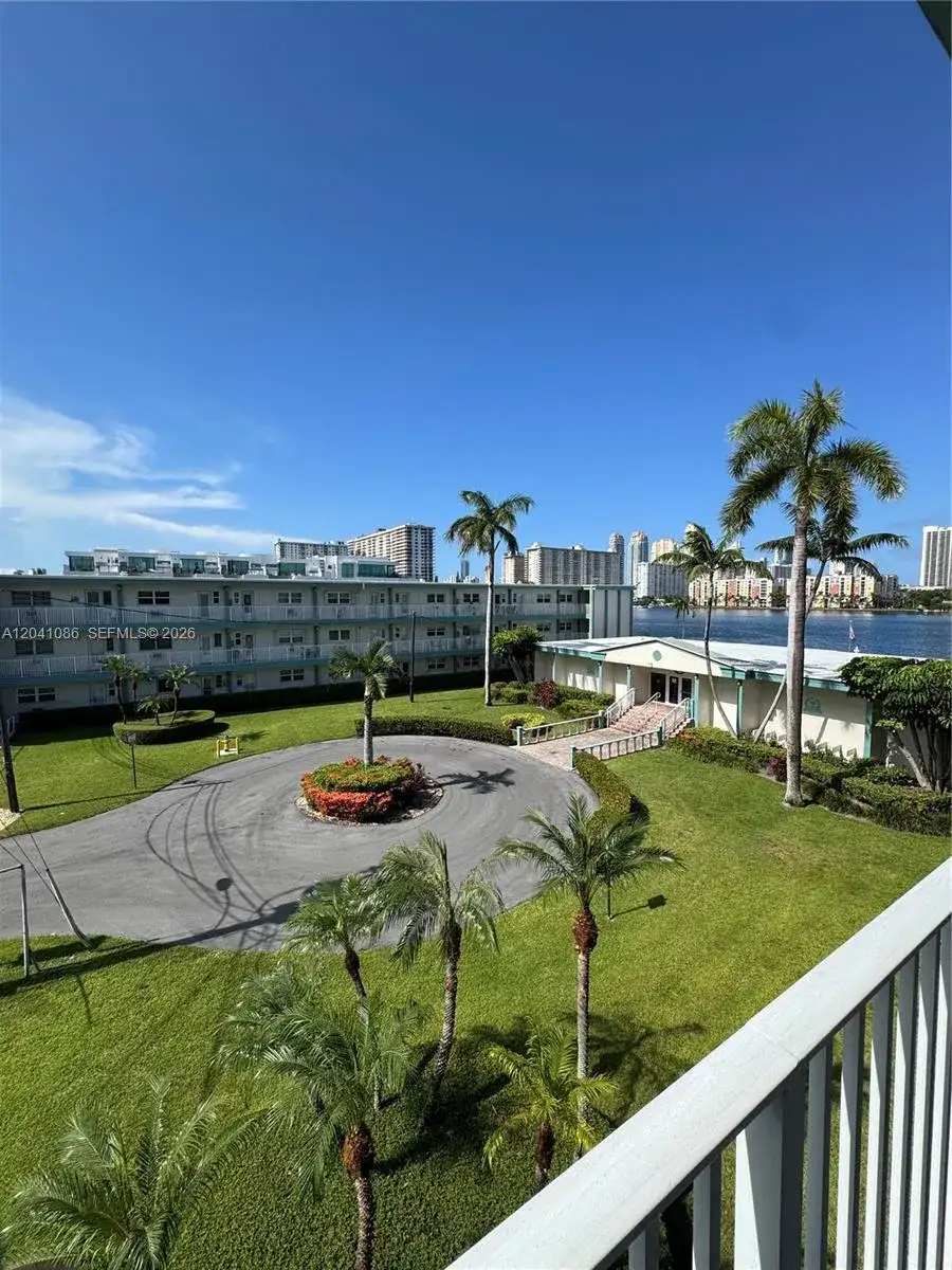 3922 NE 166th St # S306, North Miami Beach FL 33160 photo 2