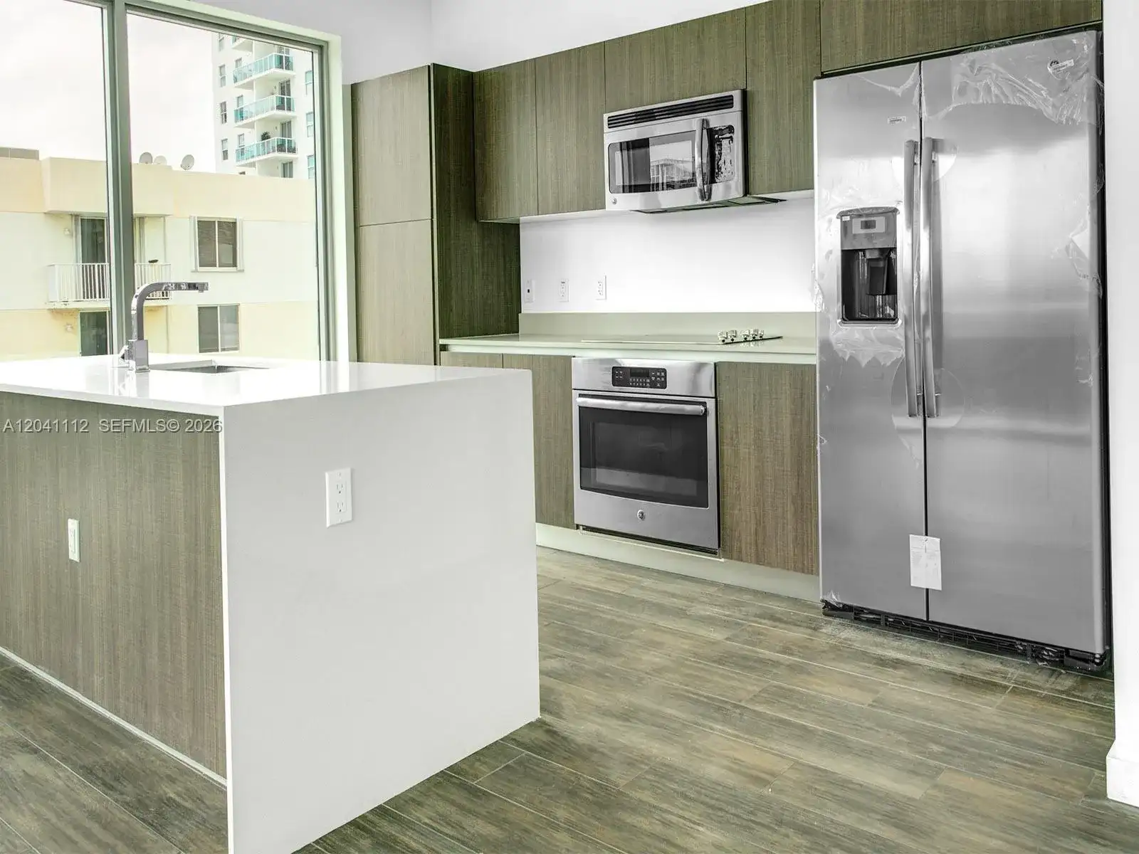 1600 SW 1st Ave # 401, Miami FL 33129 photo 4