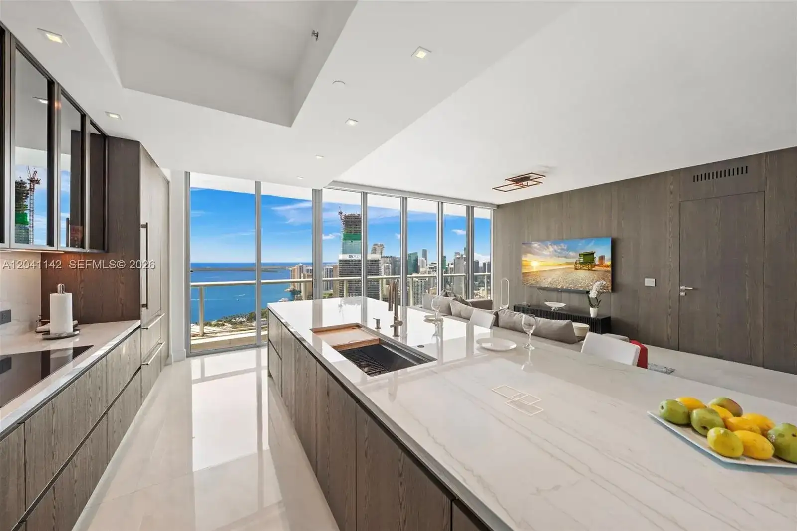 888 Biscayne Blvd # 5404, Miami FL 33132 photo 3
