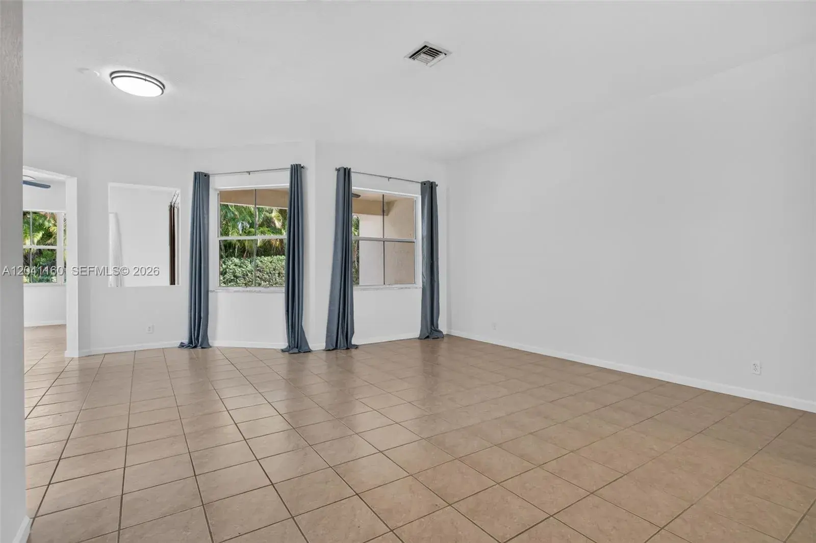786 Nandina Dr, Weston FL 33327